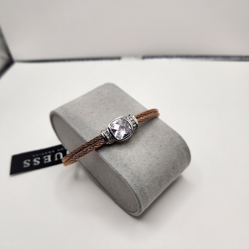 ♡ Guess Cubic Zirconia Cable Braclet in Bronze color - Picture 4 of 5